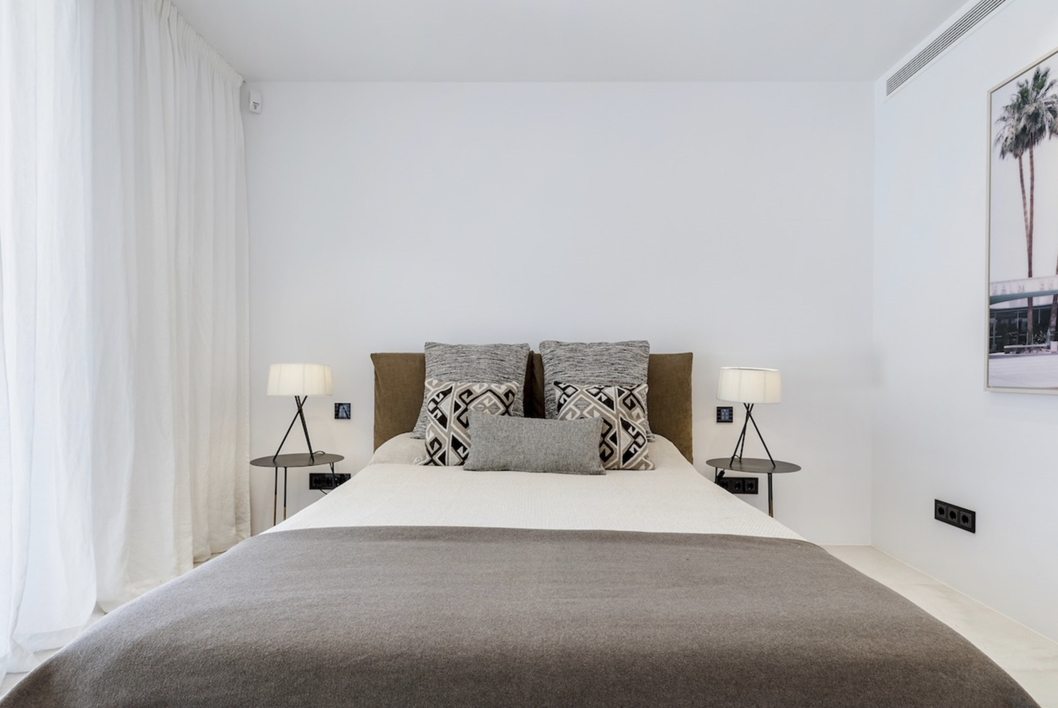 Resa Estates can nemo luxury villa Pep simo Ibiza bedroom 4.png